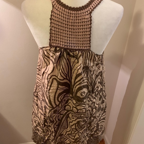 BCBGMaxAzria crocheted silk top, size S.. - Picture 3 of 5